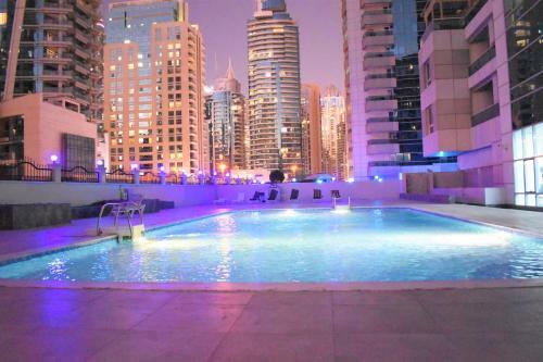 2 Bedroom Apartment In Marina Diamond 4
