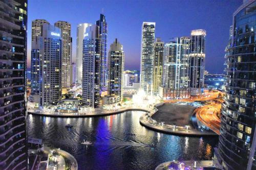 2 Bedroom Apartment In Marina Diamond 4