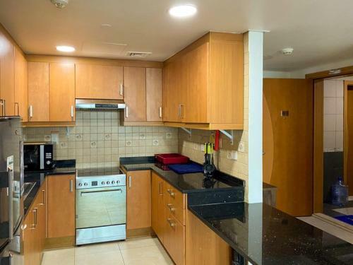 Apartamento Modern Suite In A Vibrant Area With Skyline Views