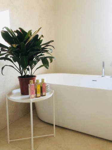 Impeccable 5 Beds Villa In Dubai