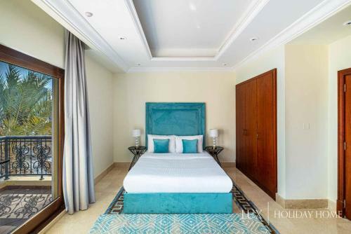 Villa Lux - The Dubai Paradise Palace