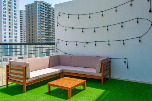 Apartamento Sophisticated 2br With Lush Interiors In Jvc