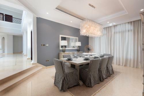 Signature Luxury Villa Palm