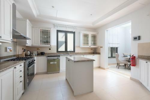 Signature Luxury Villa Palm