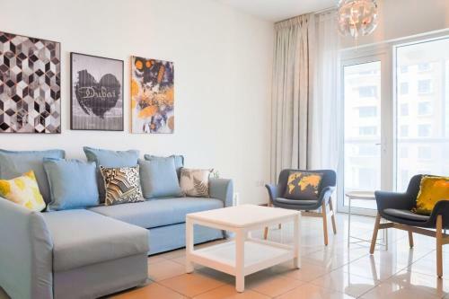 Apartamento Upgraded 2 Bd W Sea Views - Accommodates 6!