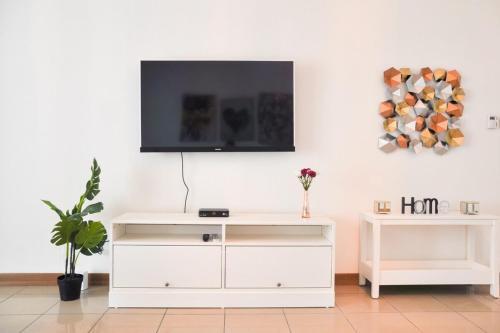 Apartamento Upgraded 2 Bd W Sea Views - Accommodates 6!