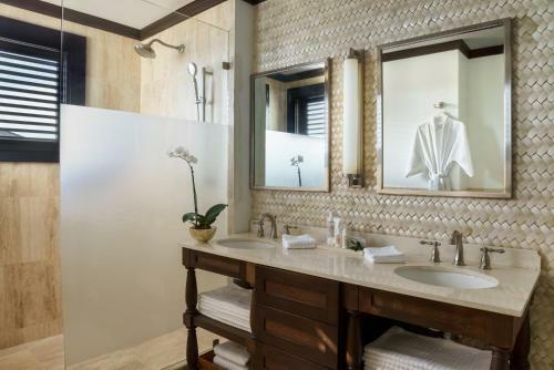 Zemi Beach House, Lxr Hotels & Resorts