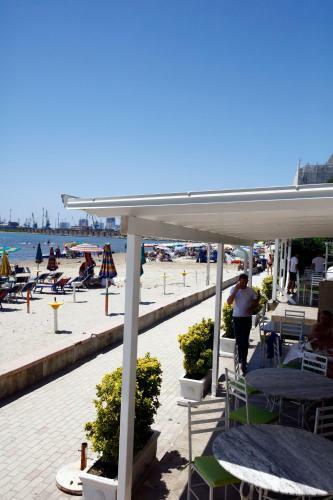 Hotel Tirona