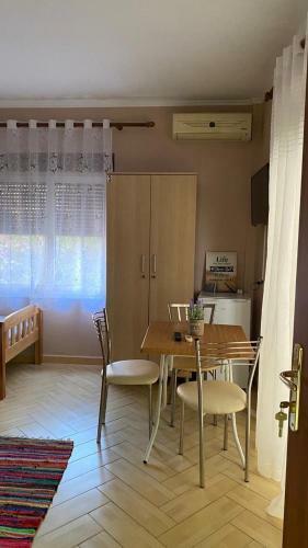 Bed & Breakfast Hotel Durres Vila 53