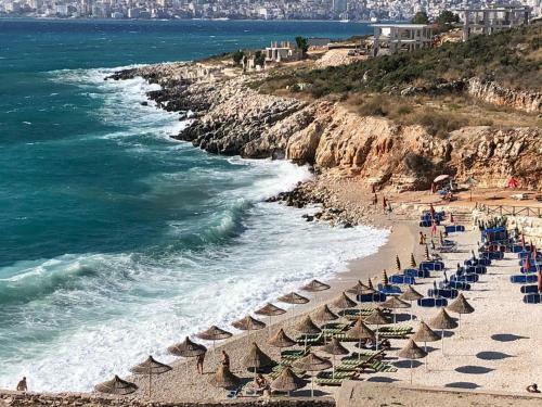 Hostal Room In Bb - Hotel Horizont - Liqeni Studio 05