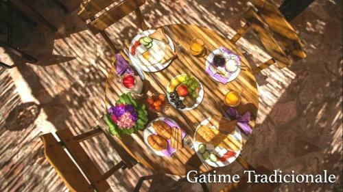 Hostal Room In Bb - Hotel Horizont - Shkalla Room 01