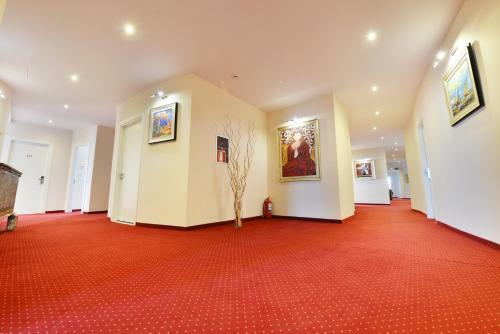 Jolly Hotel