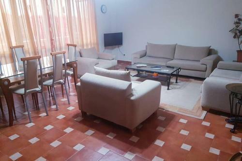 Happy Stay Apartment