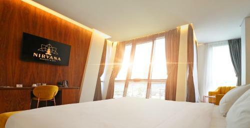 Hotel Nirvana Resort & Spa