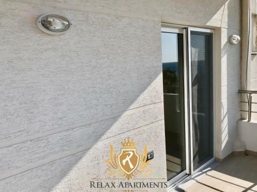 Aparthotel Durmishi Rooms & Apartments & Beach
