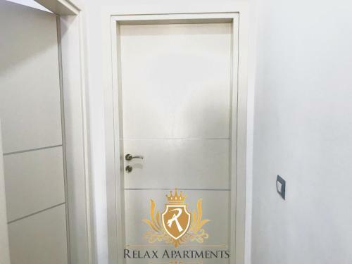 Aparthotel Durmishi Rooms & Apartments & Beach