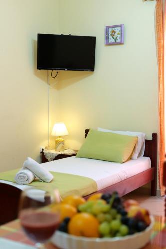 Lovely 2-bedroom Apartment In Saranda