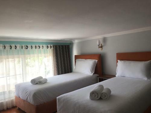 Crown Deluxe Apartments