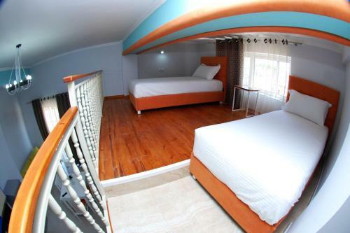 Crown Deluxe Apartments