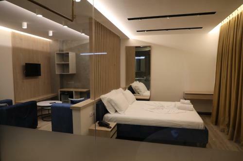 Hotel Bar Restaurant Triumf Shengjin