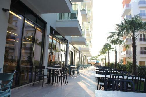 Hotel Bar Restaurant Triumf Shengjin