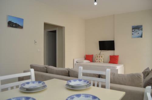 Sejdi Apartments