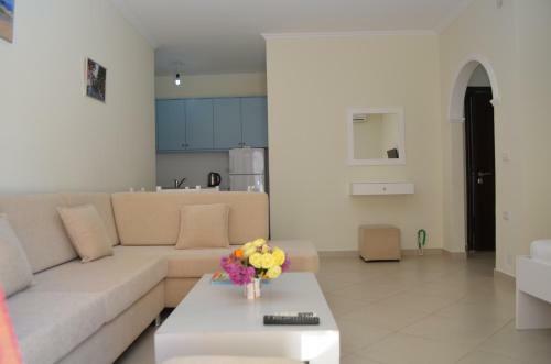 Sejdi Apartments