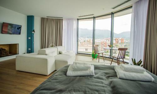 Apartamento Rooftop Tirana - Choose Balkans