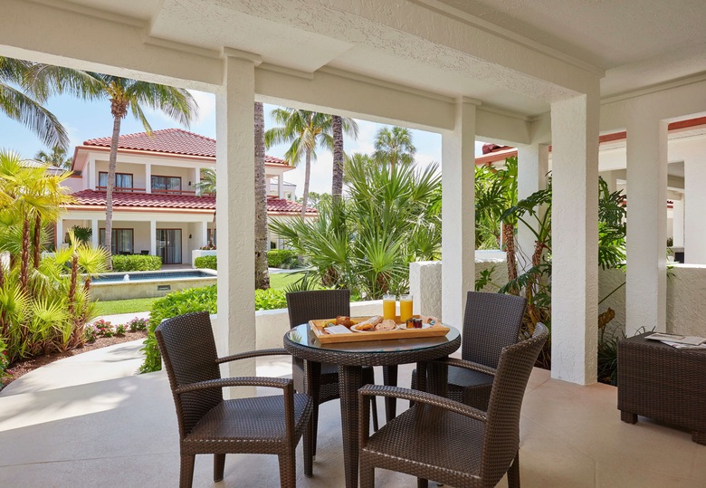 Hotel Naples Grande Beach Resort
