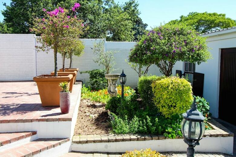 Bed & Breakfast Cape Village Lodge