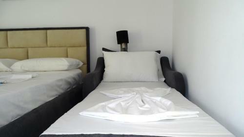 Piazza Hotel Jakova