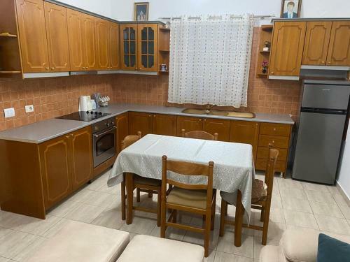 Violeta Apartments White 2 Bedrooms