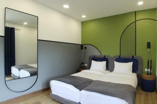 Hover Boutique Hotel