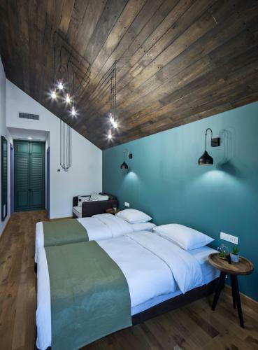 Hover Boutique Hotel