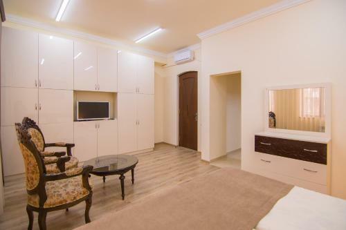 Albergue Tatev Hotel And Tours