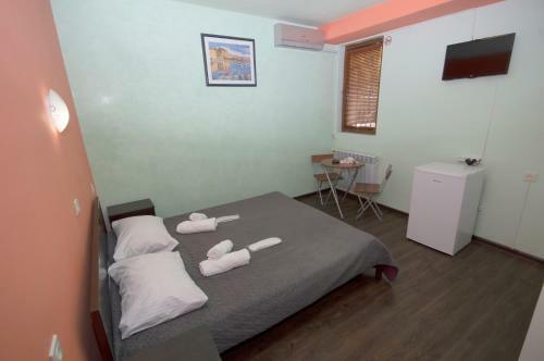 Rooms Hostel
