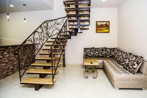 Hostal Cascade Sarmeni 33