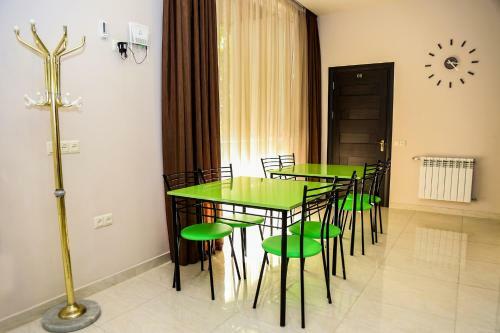 Hostal Cascade Sarmeni 33