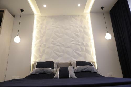 4room Hotel