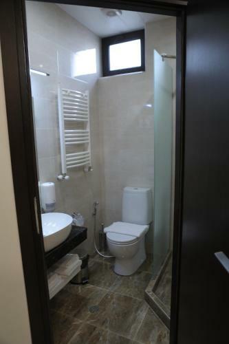 4room Hotel