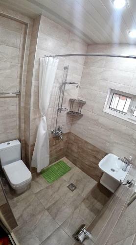 Retro Hostel & Tours