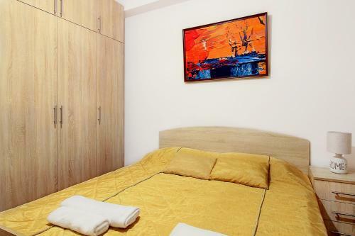 Apartments In Crystal Residence