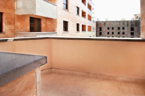 Apartments In Crystal Residence