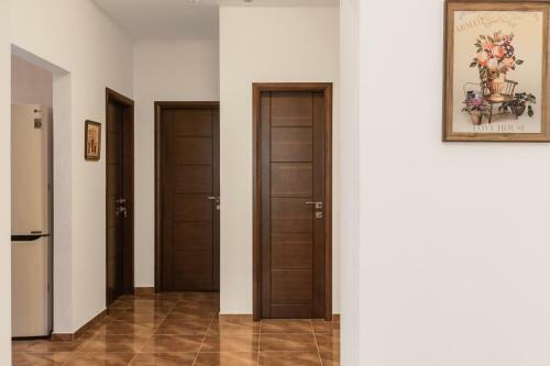 Stay Inn-royal Suite Apartments