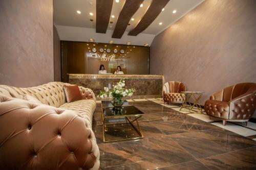 Viaggio Hotel & Tours