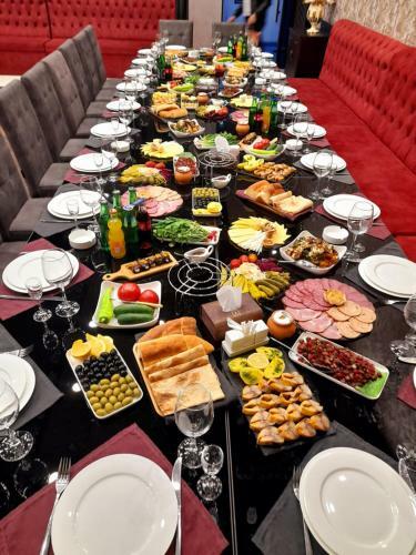Viaggio Hotel & Tours