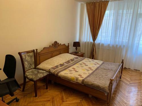 Friends Apartments Near Republic Square