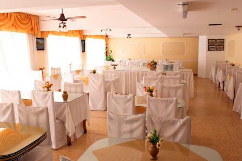 Hotel Venezia Mar de Aj�