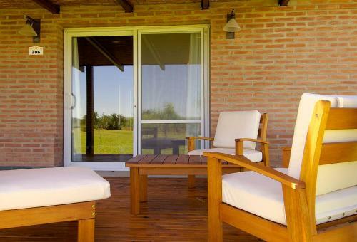 Agroturismo Arenas Blancas Caba�as & Suites