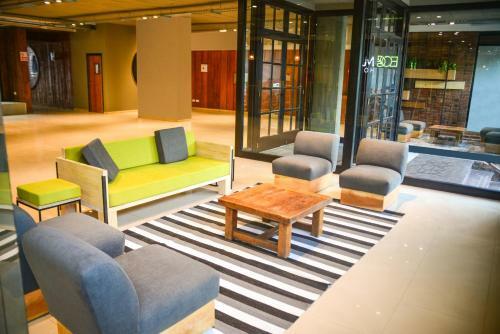 Hotel Eco Max